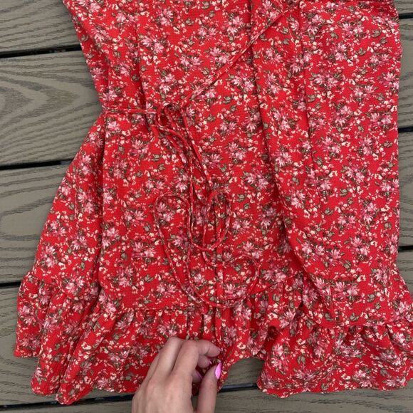 Free People all my love  medium red ditsy floral mini true wrap dress - Picture 7 of 10